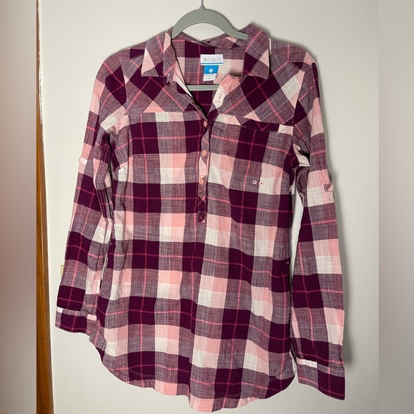 Closet Clear Out ~ #5 Women’s Columbia Button Down Top - Picture 1 of 2